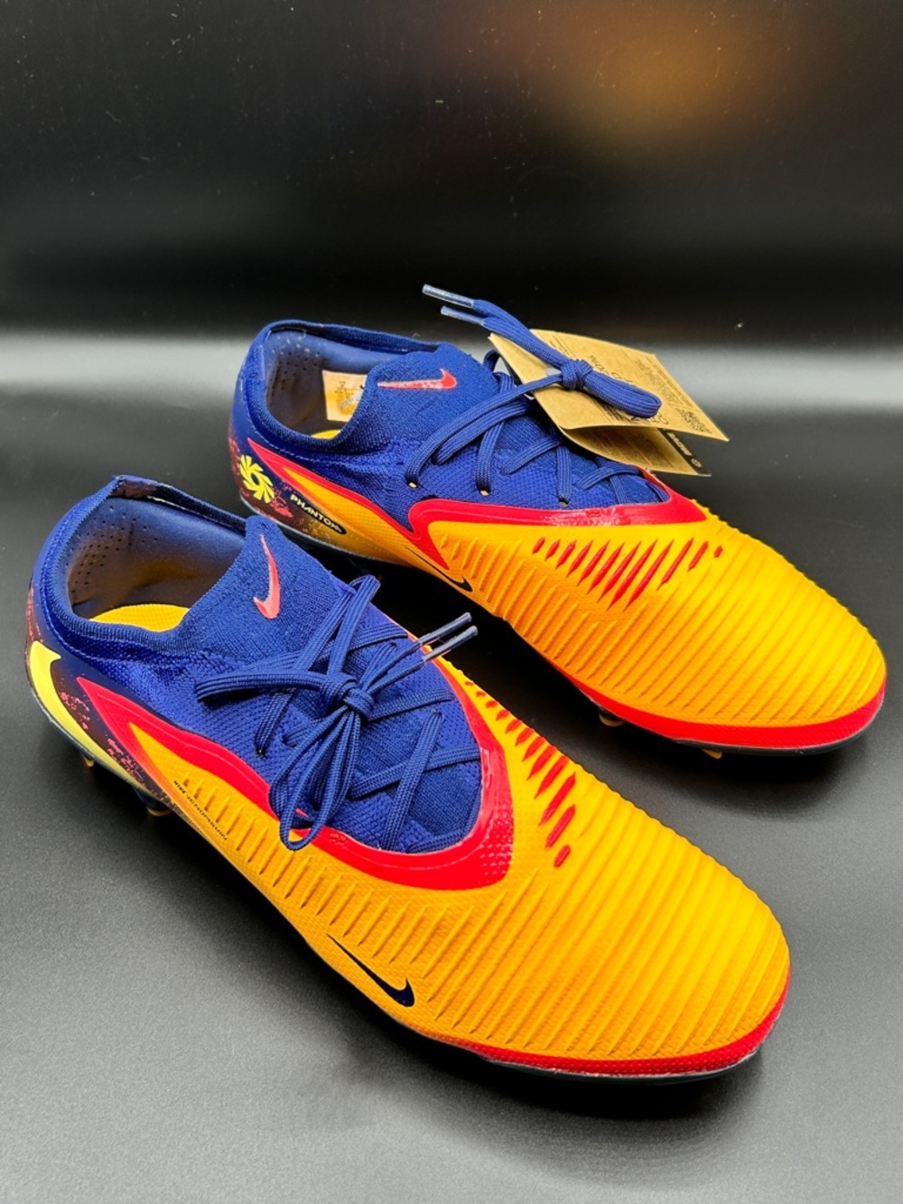 Nike Men’s Phantom 6 Low Pro FG “Erling Haaland” Soccer Cleats
